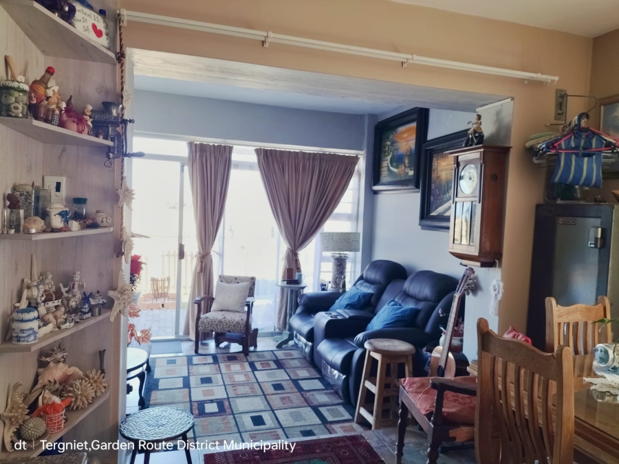 2 Bedroom Property for Sale in Tergniet Western Cape
